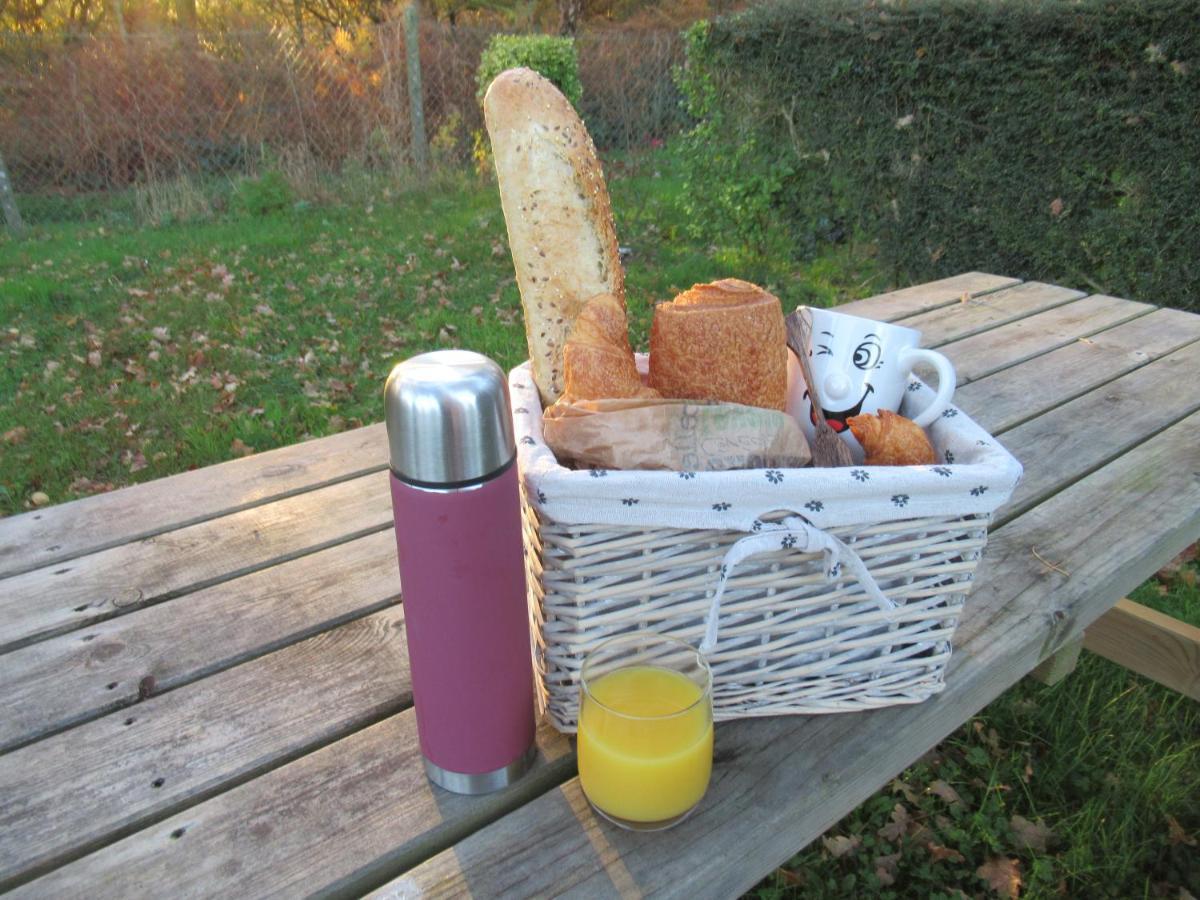 Camping Les Falaises De Toussaint Екстер'єр фото