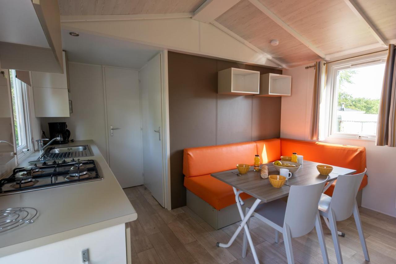 Camping Les Falaises De Toussaint Екстер'єр фото